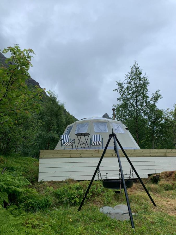 Glamping Lofoten Hotel Kongsjorda Exterior photo